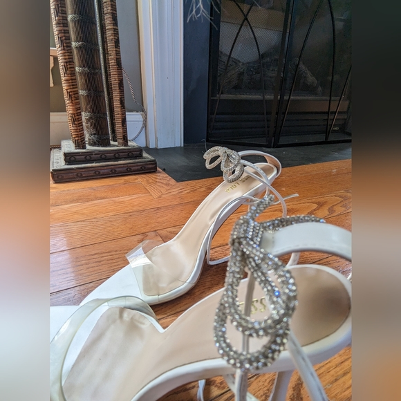 Priscilla rhinestone embellished bow heels miss Lola strappy stiletto - Picture 2 of 9